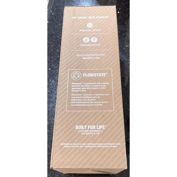 Hello Kitty 40 Oz Flowstate Quencher Tumbler Hot Pink New In Box - Picture 6 of 6